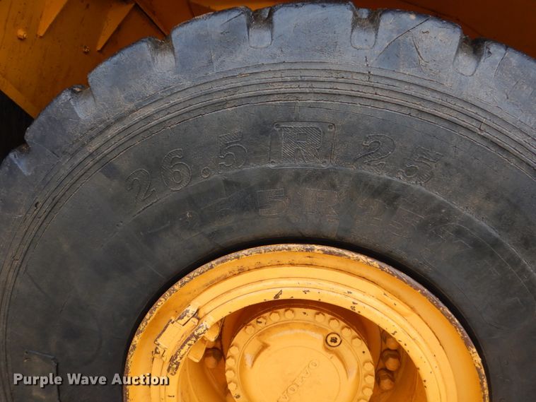 image for item FU9075 2005 Volvo A35D articulated haul truck