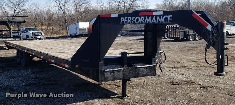 image for item GA9375 2013 flat bed trailer