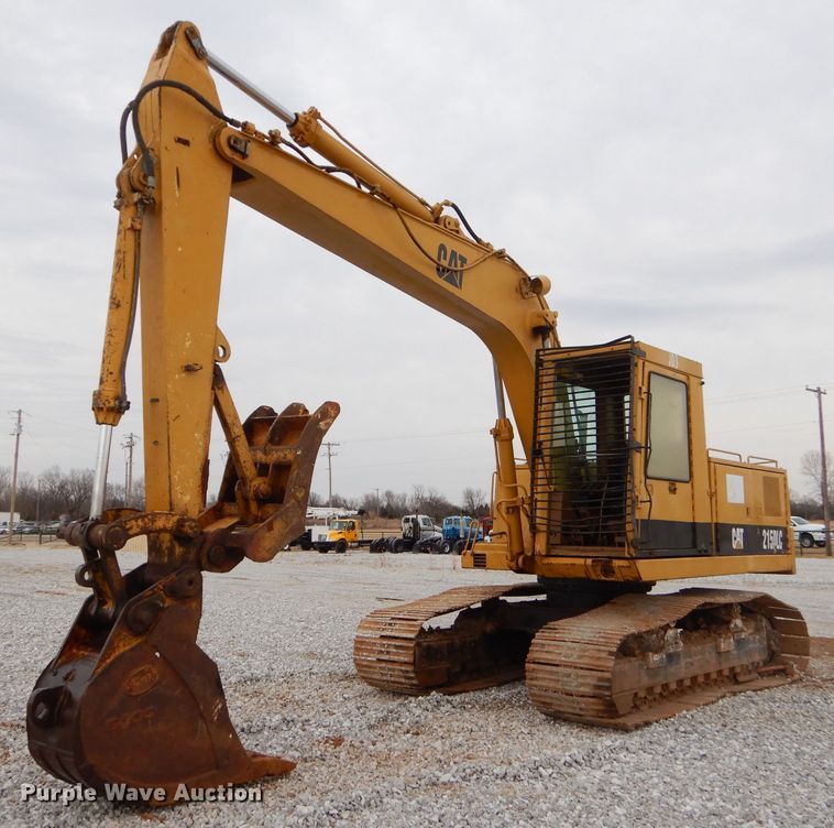image for item GB9593 1990 Caterpillar 215D LC excavator