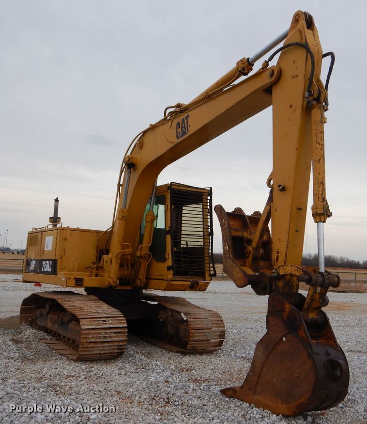 image for item GB9593 1990 Caterpillar 215D LC excavator
