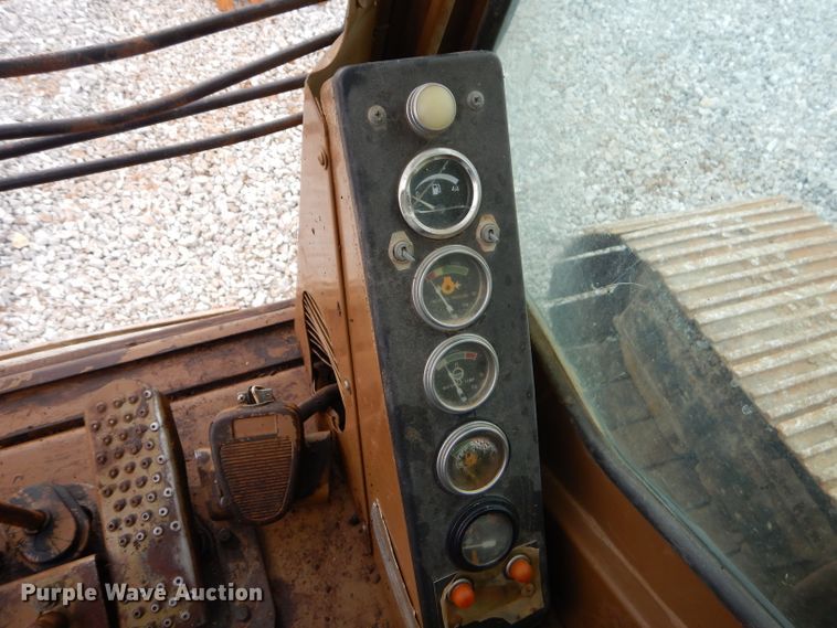 image for item GB9593 1990 Caterpillar 215D LC excavator