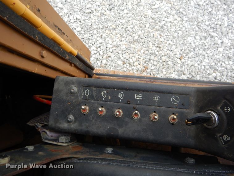 image for item GB9593 1990 Caterpillar 215D LC excavator