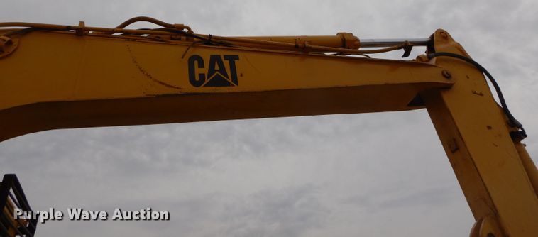image for item GB9593 1990 Caterpillar 215D LC excavator