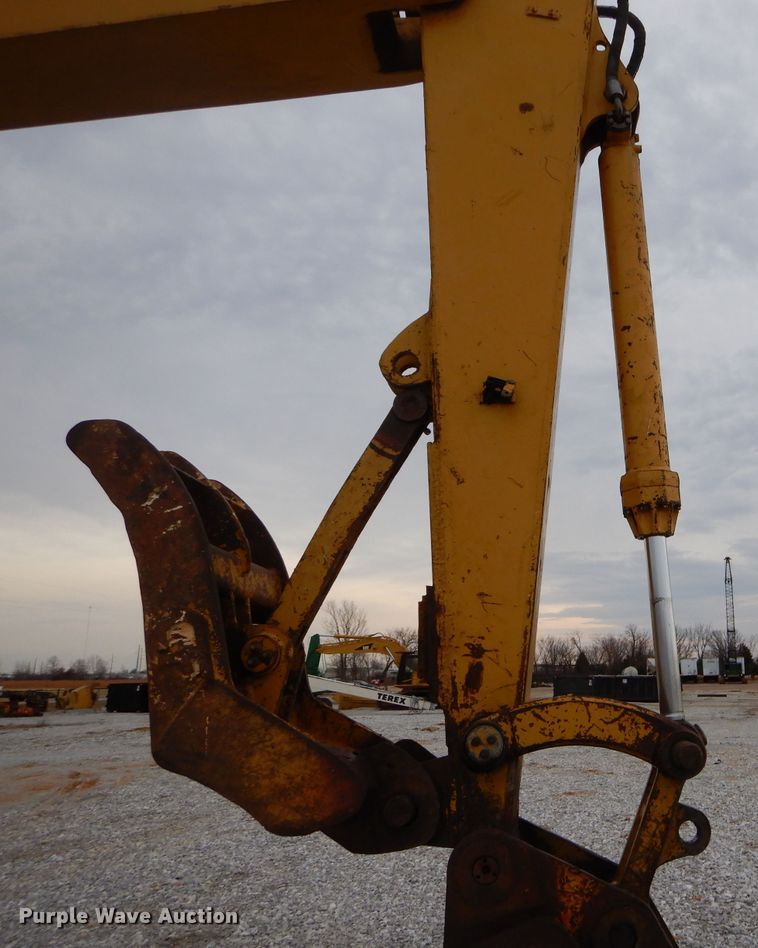 image for item GB9593 1990 Caterpillar 215D LC excavator