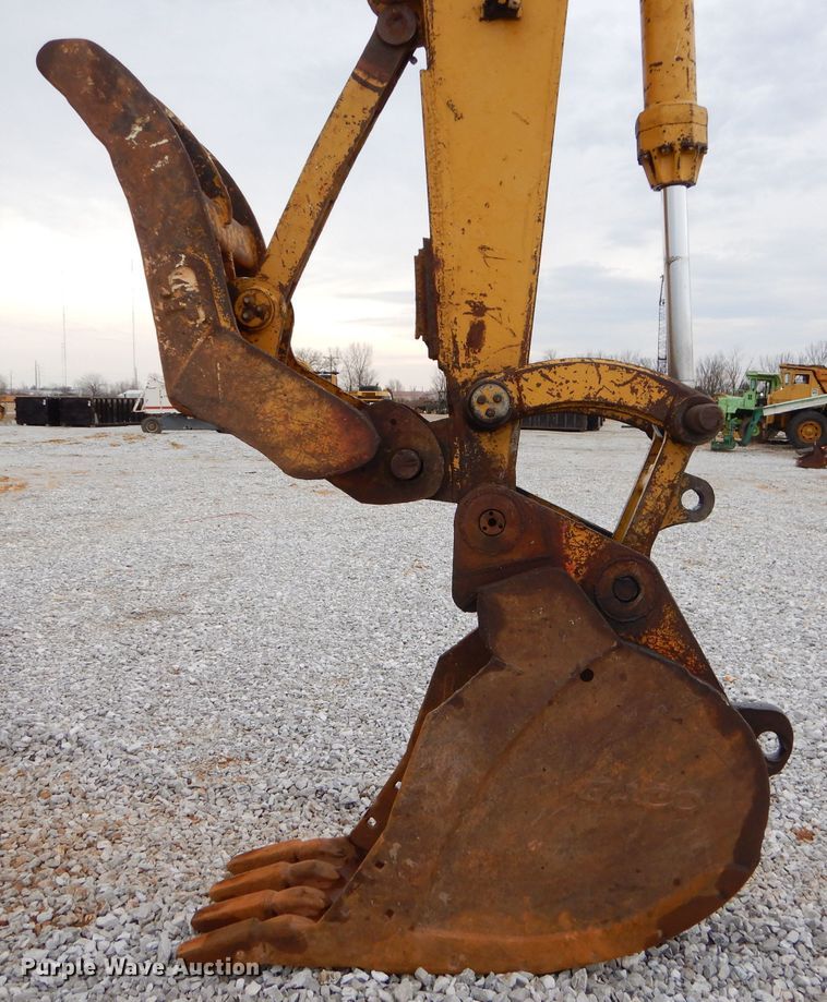 image for item GB9593 1990 Caterpillar 215D LC excavator