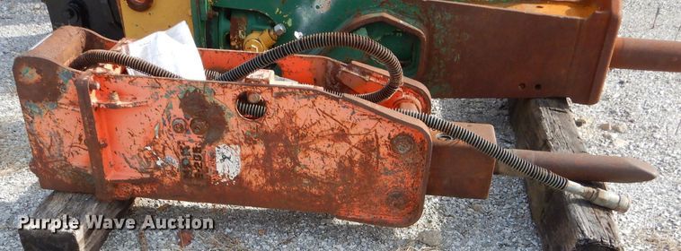 image for item GB9596 NPK E-205 hydraulic hammer