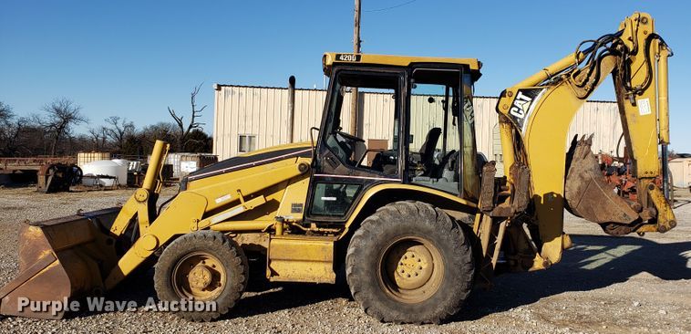 image for item GB9598 2002 Caterpillar 420D backhoe