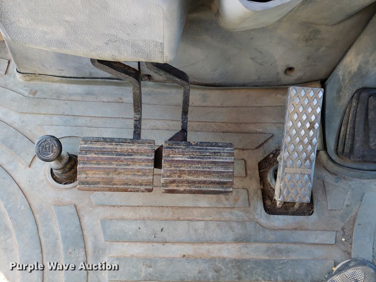 image for item GB9598 2002 Caterpillar 420D backhoe