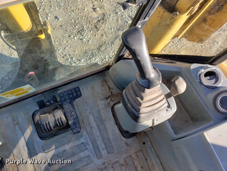 image for item GB9598 2002 Caterpillar 420D backhoe