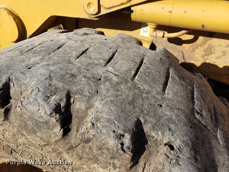 image for item GB9598 2002 Caterpillar 420D backhoe