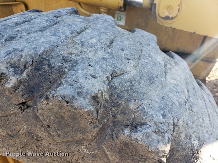 image for item GB9598 2002 Caterpillar 420D backhoe