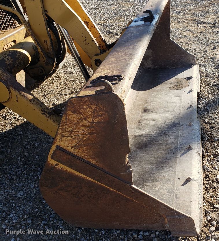 image for item GB9598 2002 Caterpillar 420D backhoe