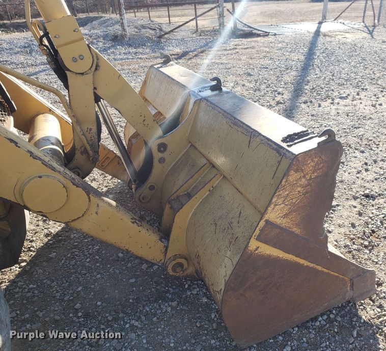 image for item GB9598 2002 Caterpillar 420D backhoe