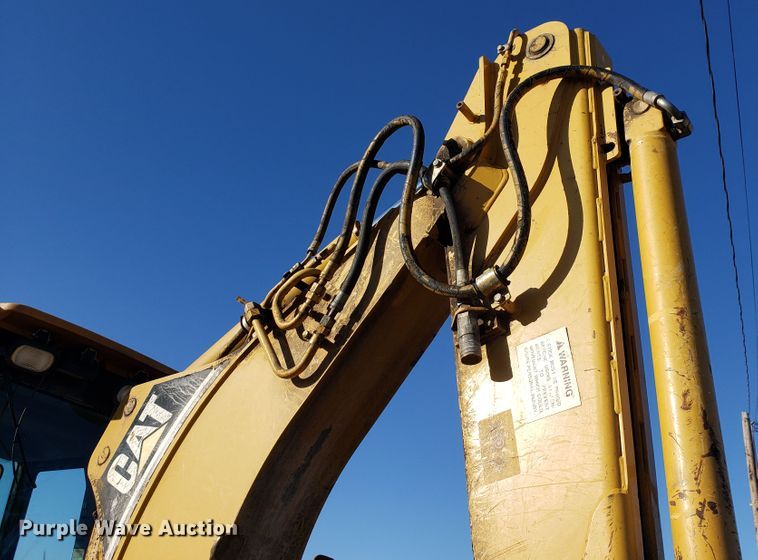 image for item GB9598 2002 Caterpillar 420D backhoe