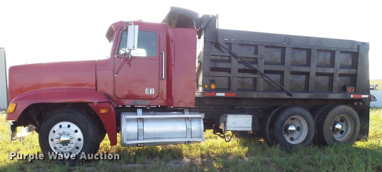 image for item GC9038 1996 Freightliner FLD dump truck