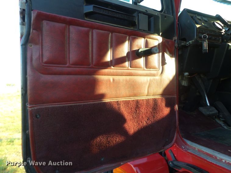 image for item GC9038 1996 Freightliner FLD dump truck