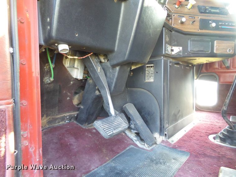 image for item GC9038 1996 Freightliner FLD dump truck