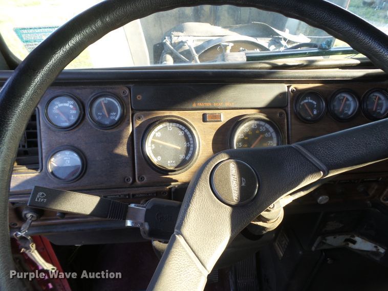 image for item GC9038 1996 Freightliner FLD dump truck