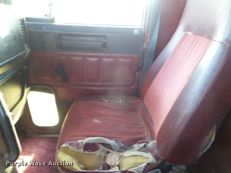 image for item GC9038 1996 Freightliner FLD dump truck