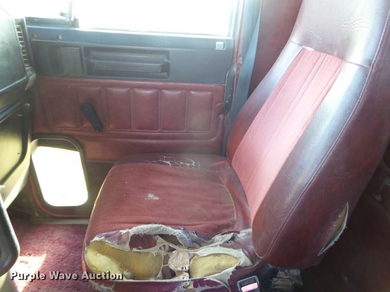 image for item GC9038 1996 Freightliner FLD dump truck