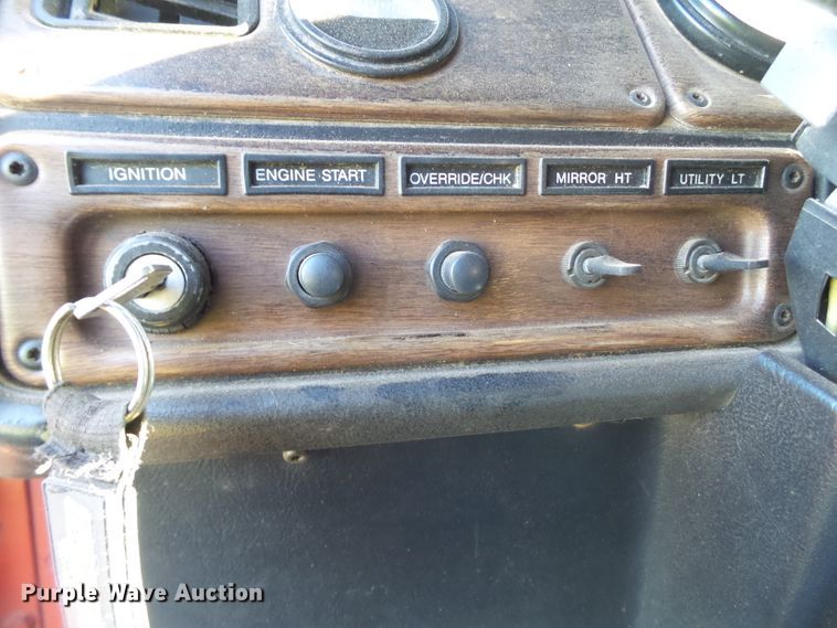 image for item GC9038 1996 Freightliner FLD dump truck