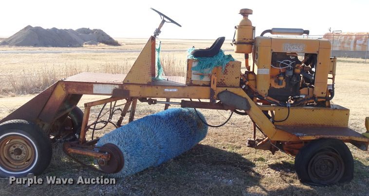 image for item GC9141 Rosco Hydra Sweep BH7 broom