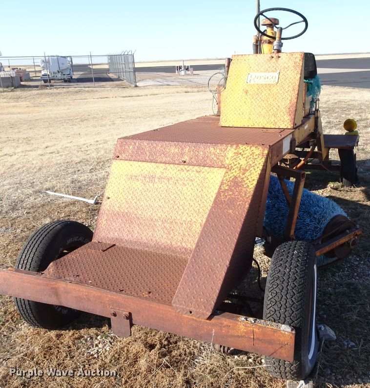 image for item GC9141 Rosco Hydra Sweep BH7 broom