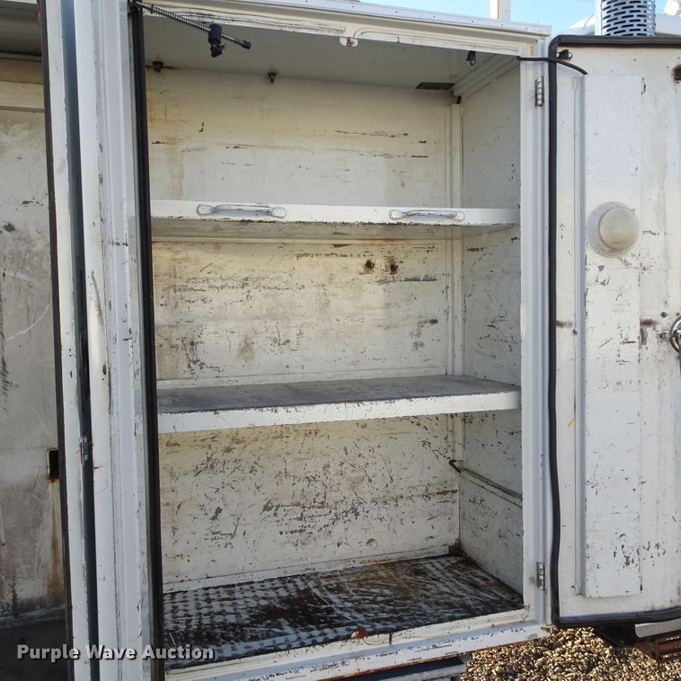 image for item GC9142 2003 Freightliner FL70 service truck with crane