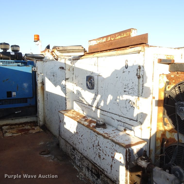 image for item GC9142 2003 Freightliner FL70 service truck with crane