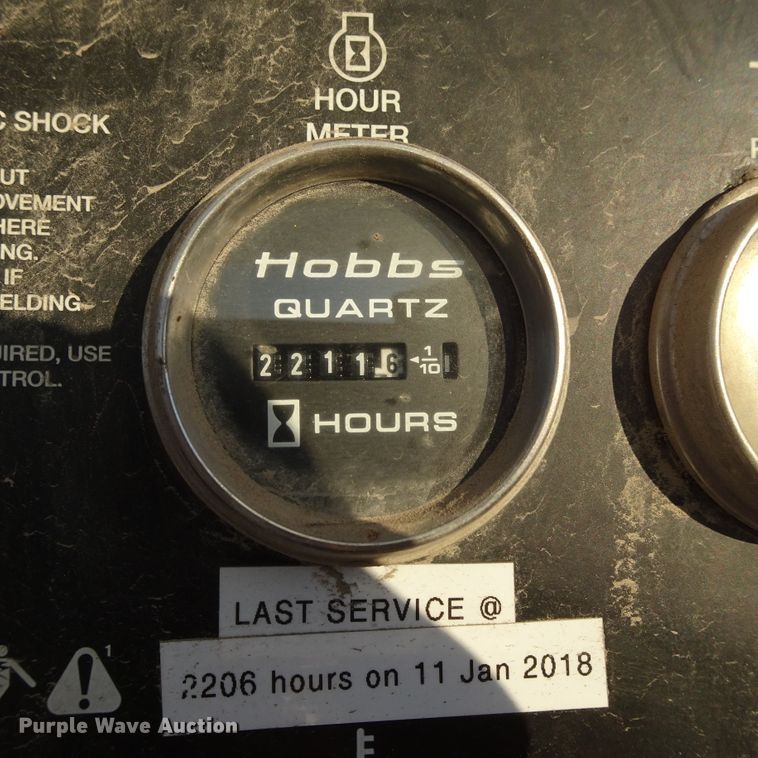 image for item GC9142 2003 Freightliner FL70 service truck with crane