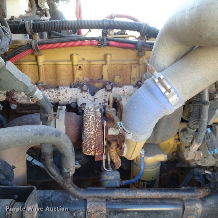 image for item GC9142 2003 Freightliner FL70 service truck with crane