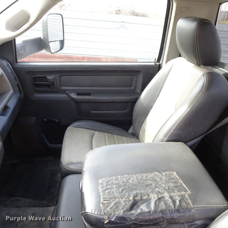 image for item GC9146 2012 Dodge Ram 5500 truck cab and chassis