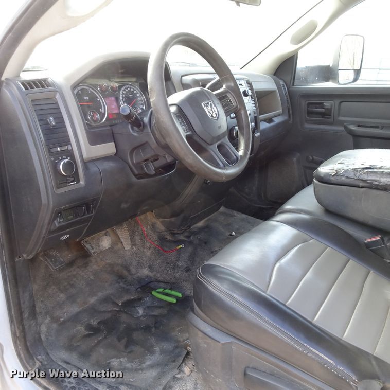 image for item GC9146 2012 Dodge Ram 5500 truck cab and chassis