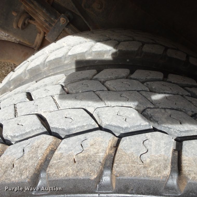 image for item GC9147 2017 Ford F550 flatbed truck