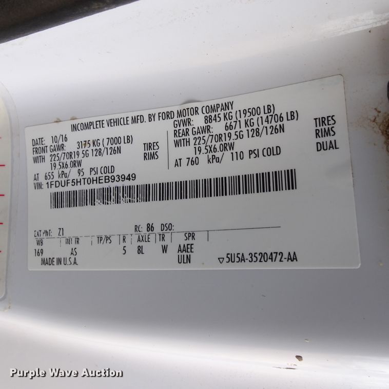 image for item GC9147 2017 Ford F550 flatbed truck