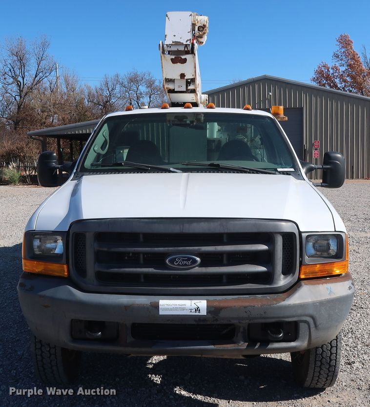image for item GD9900 2000 Ford F450 Super Duty XL bucket truck