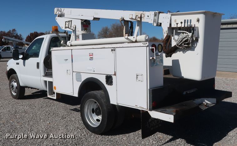 image for item GD9900 2000 Ford F450 Super Duty XL bucket truck