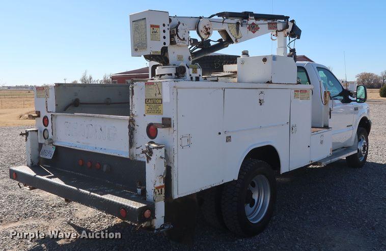 image for item GD9901 1999 Ford F550 Super Duty XL service truck with crane