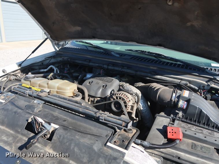 image for item GD9901 1999 Ford F550 Super Duty XL service truck with crane