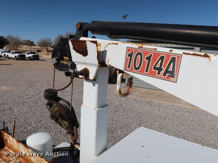 image for item GD9901 1999 Ford F550 Super Duty XL service truck with crane