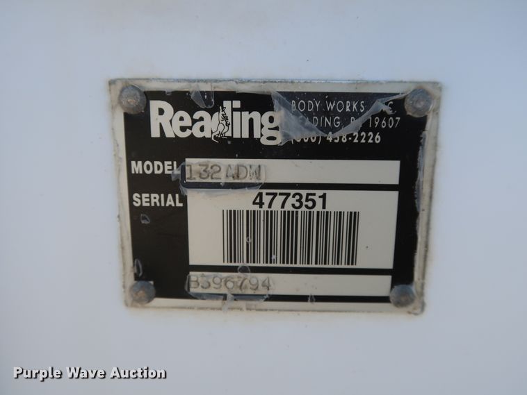 image for item GD9901 1999 Ford F550 Super Duty XL service truck with crane