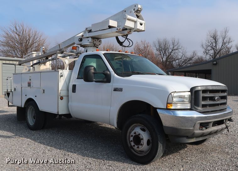 image for item GD9952 2002 Ford F450 Super Duty XL bucket truck
