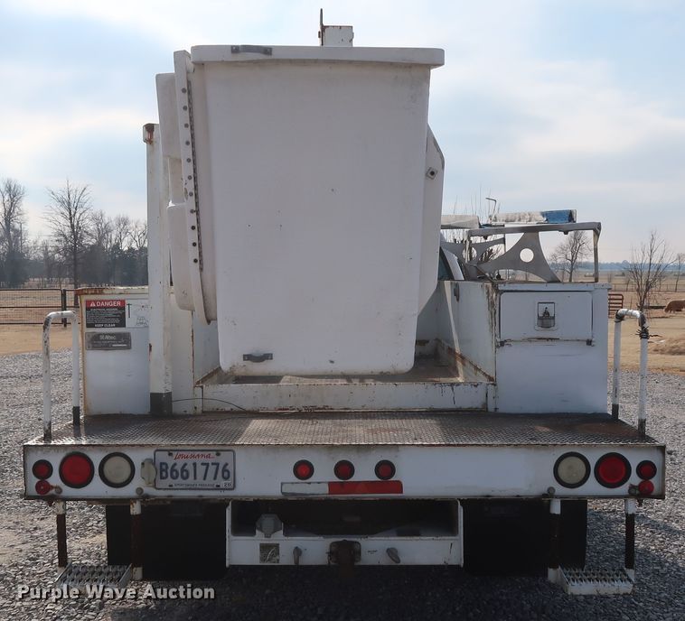 image for item GD9952 2002 Ford F450 Super Duty XL bucket truck