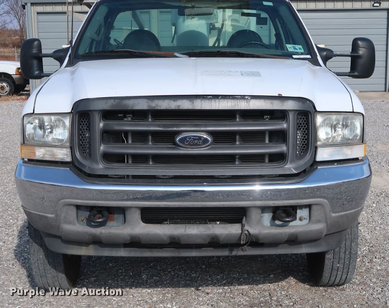 image for item GD9952 2002 Ford F450 Super Duty XL bucket truck