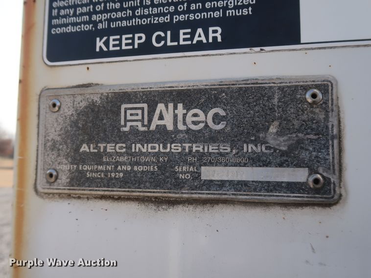 image for item GD9952 2002 Ford F450 Super Duty XL bucket truck