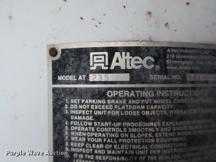 image for item GD9952 2002 Ford F450 Super Duty XL bucket truck