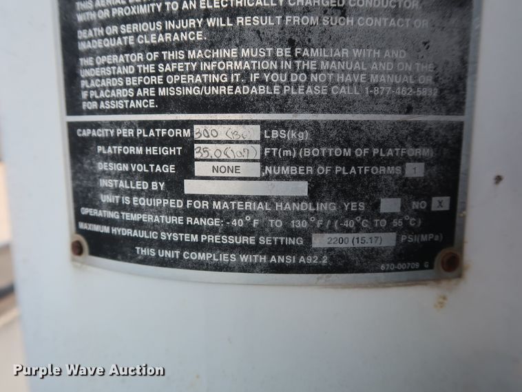 image for item GD9952 2002 Ford F450 Super Duty XL bucket truck