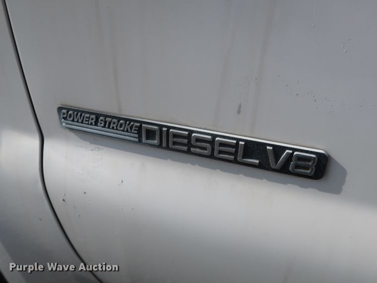 image for item GD9952 2002 Ford F450 Super Duty XL bucket truck