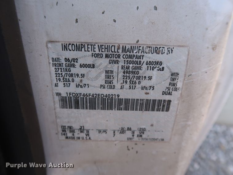 image for item GD9952 2002 Ford F450 Super Duty XL bucket truck