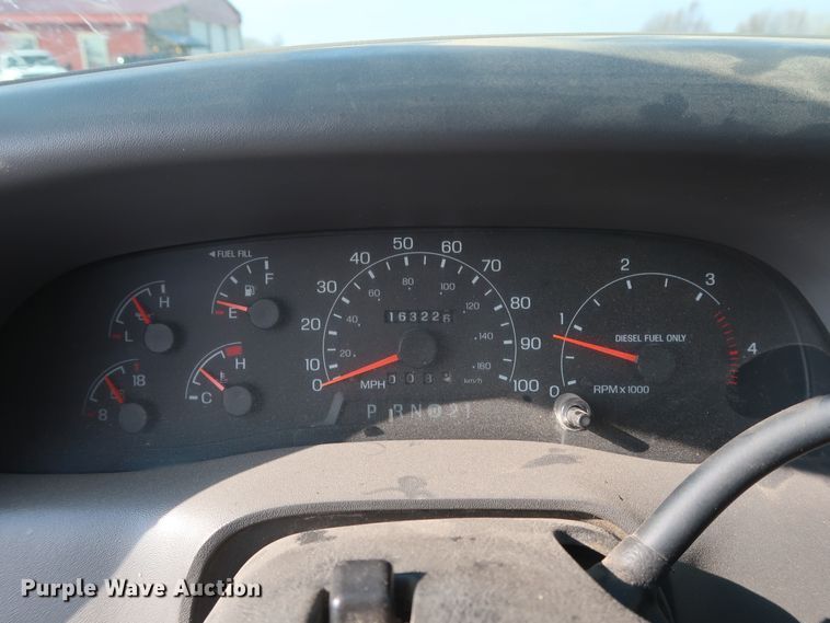 image for item GD9953 2000 Ford F450 Super Duty XL bucket truck